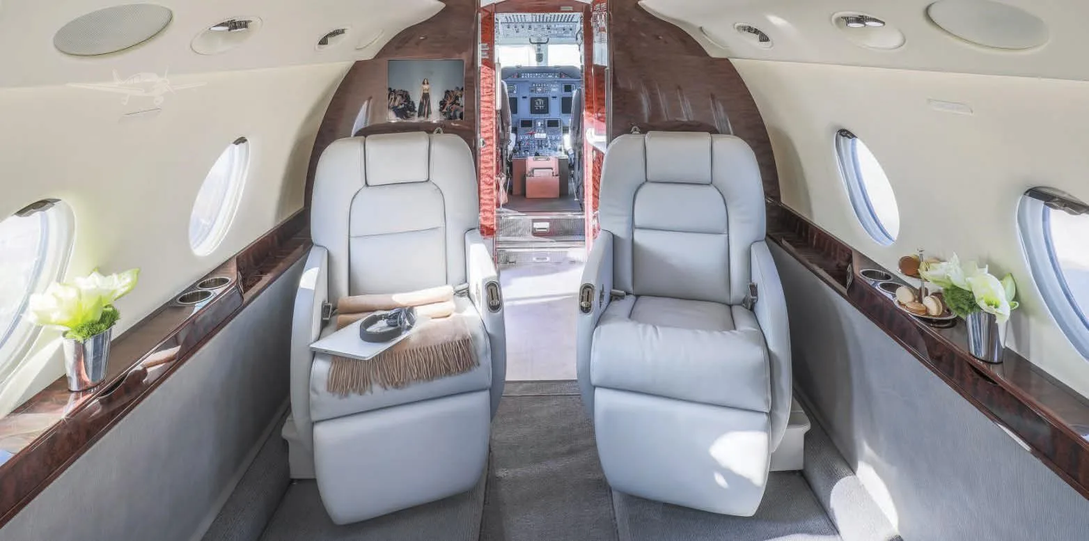 Cabin interior of a 2006 GULFSTREAM G200.
