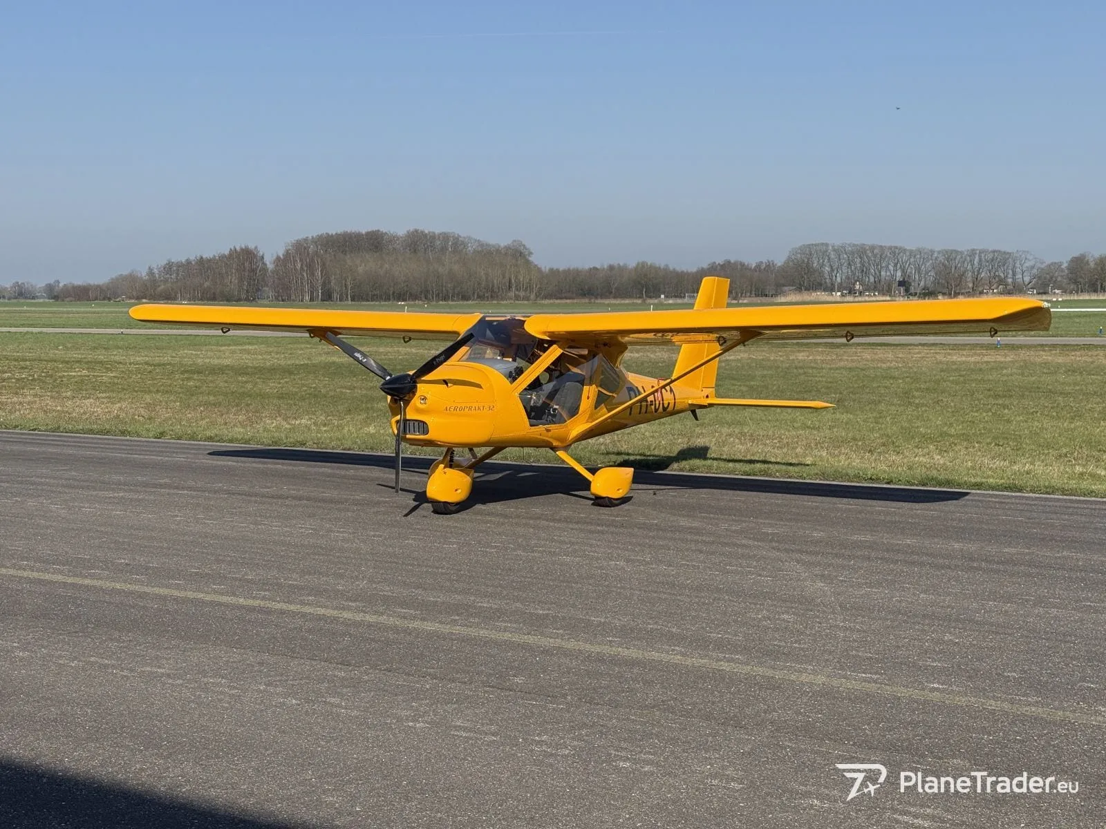 Exterior view of a 2023 Aeroprakt A32, PH-0C1.