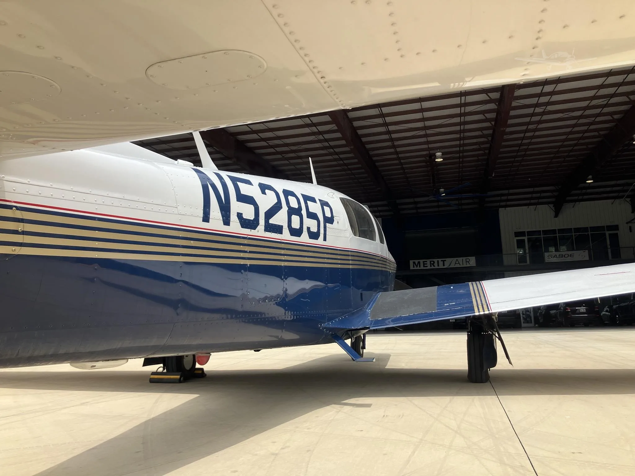 Exterior view of a 1996 MOONEY M20R OVATION, N5285P.