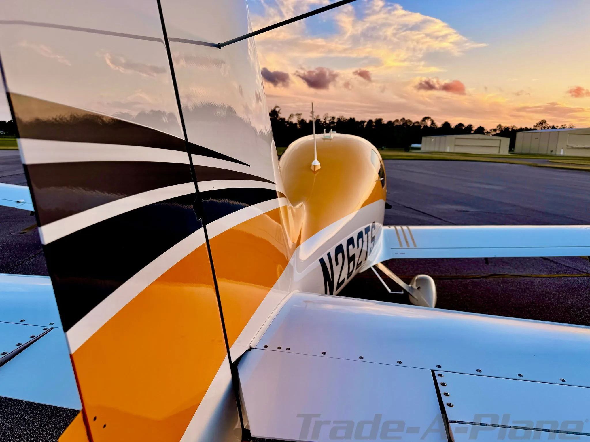 Exterior view of a 2014 CESSNA TTX 240, N262TS.