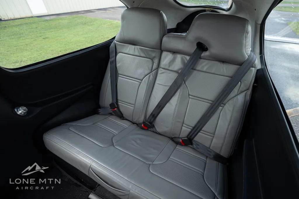 Cabin interior of a 2023 Cirrus SR22 G6 GTS.