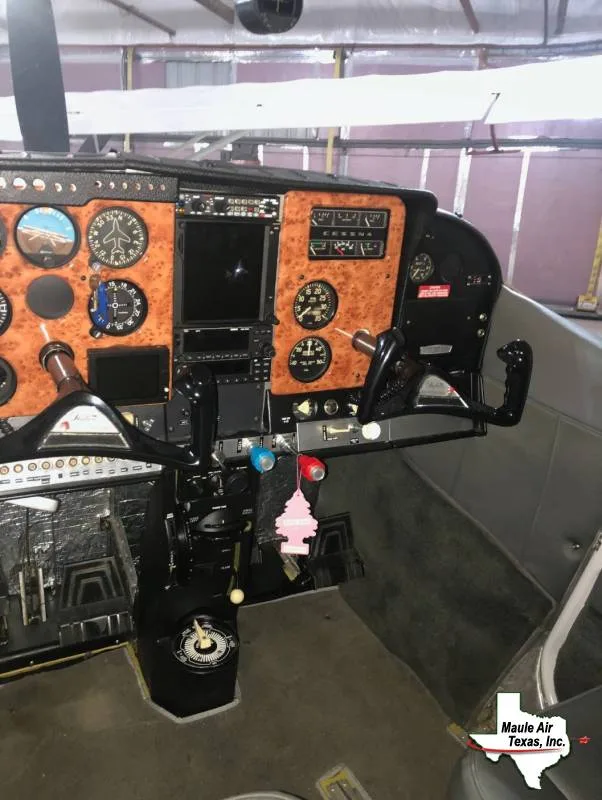 Cockpit and instrument panel of a 1965 Cessna 182J.