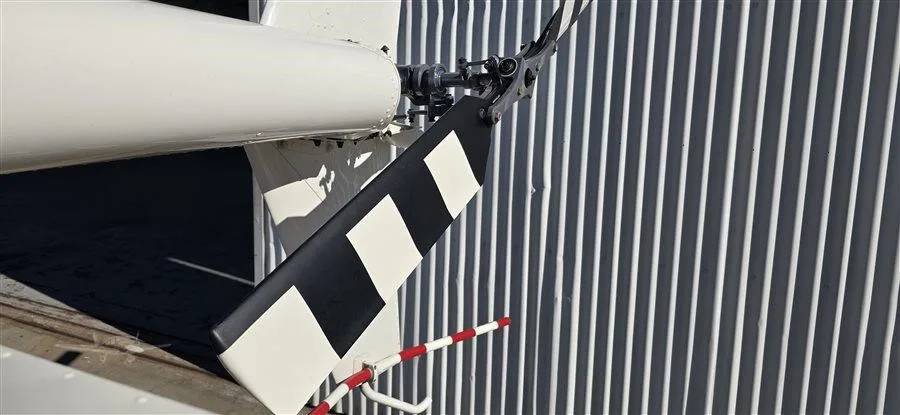 Engine detail of a 2010 ROBINSON R44 RAVEN I.