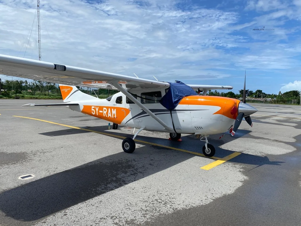 Exterior view of a 2023 CESSNA TURBO 206H STATIONAIR HD.