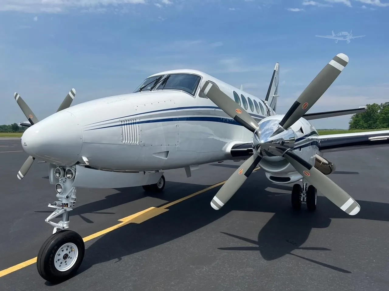 Marketing image of a 1981 BEECHCRAFT KING AIR B100.