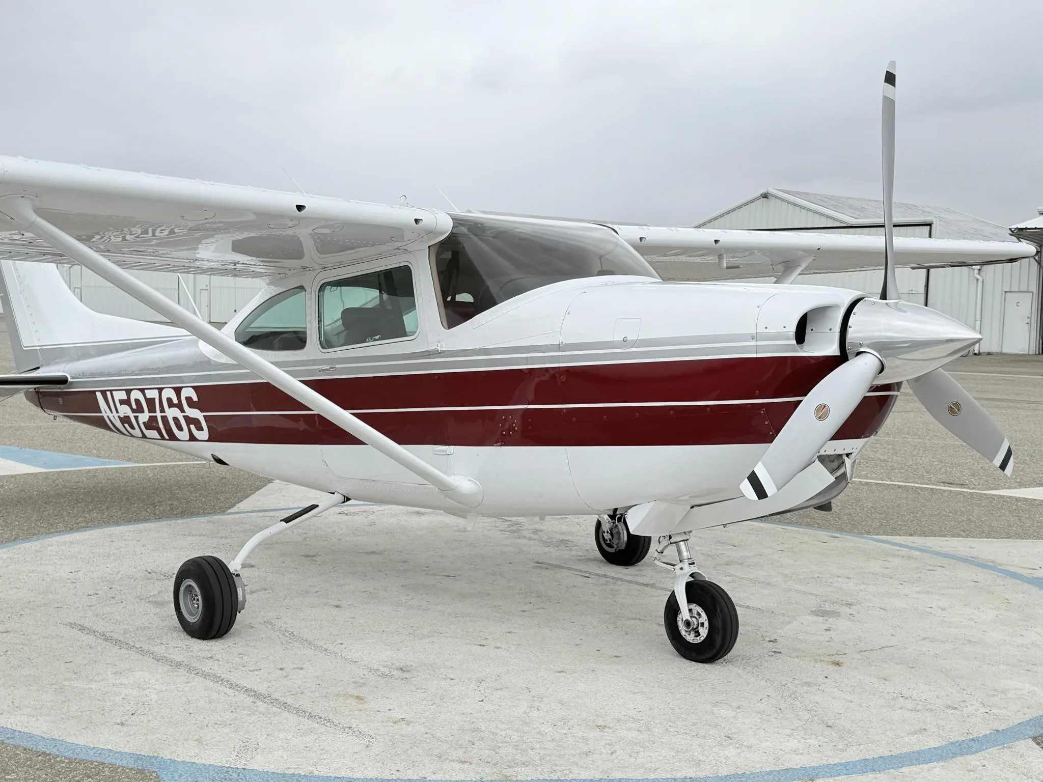 Exterior view of a 1980 CESSNA TURBO R182RG SKYLANE, N5276S.