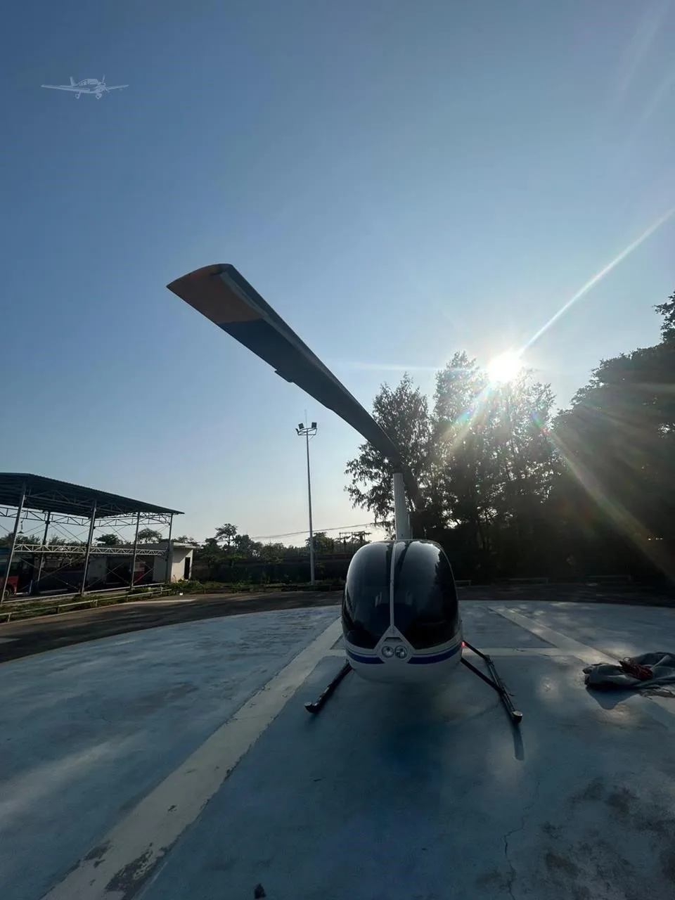 Exterior view of a 2016 ROBINSON R44 RAVEN II, B-70FV.