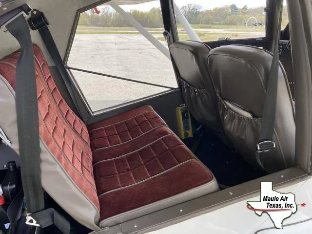 Cabin interior of a 1998 Maule MXT-7-180.