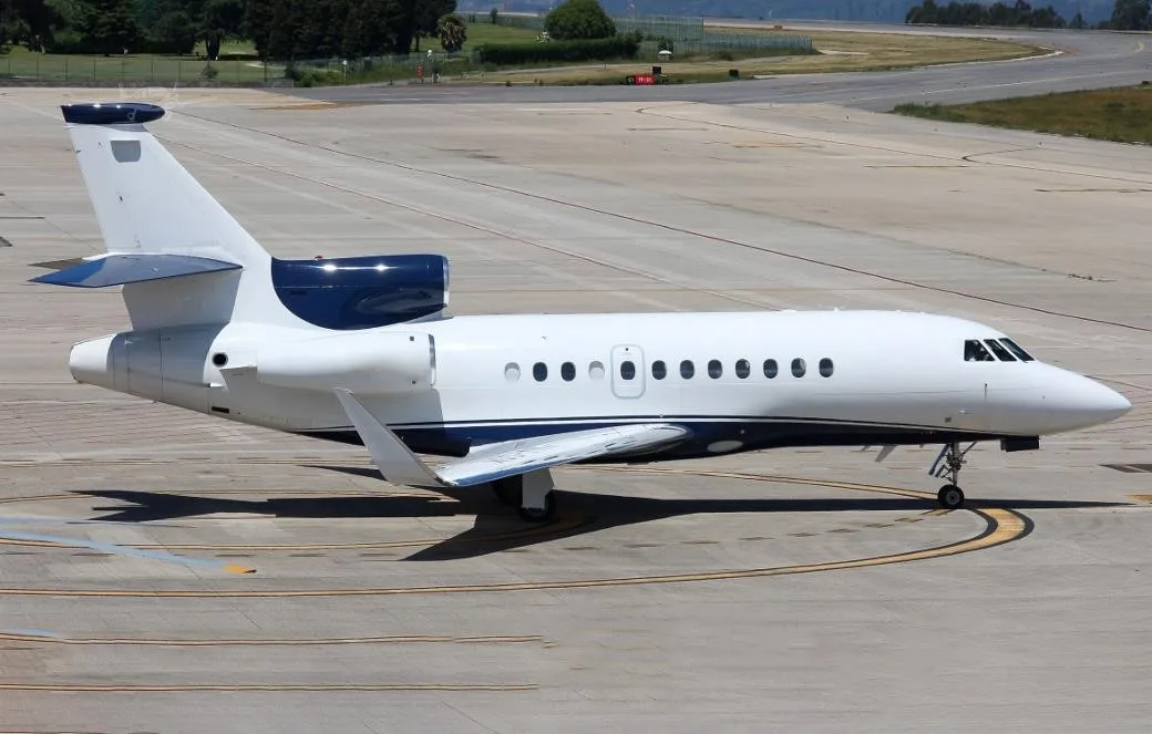Marketing image of a 2004 Dassault Falcon 900EX EASy.