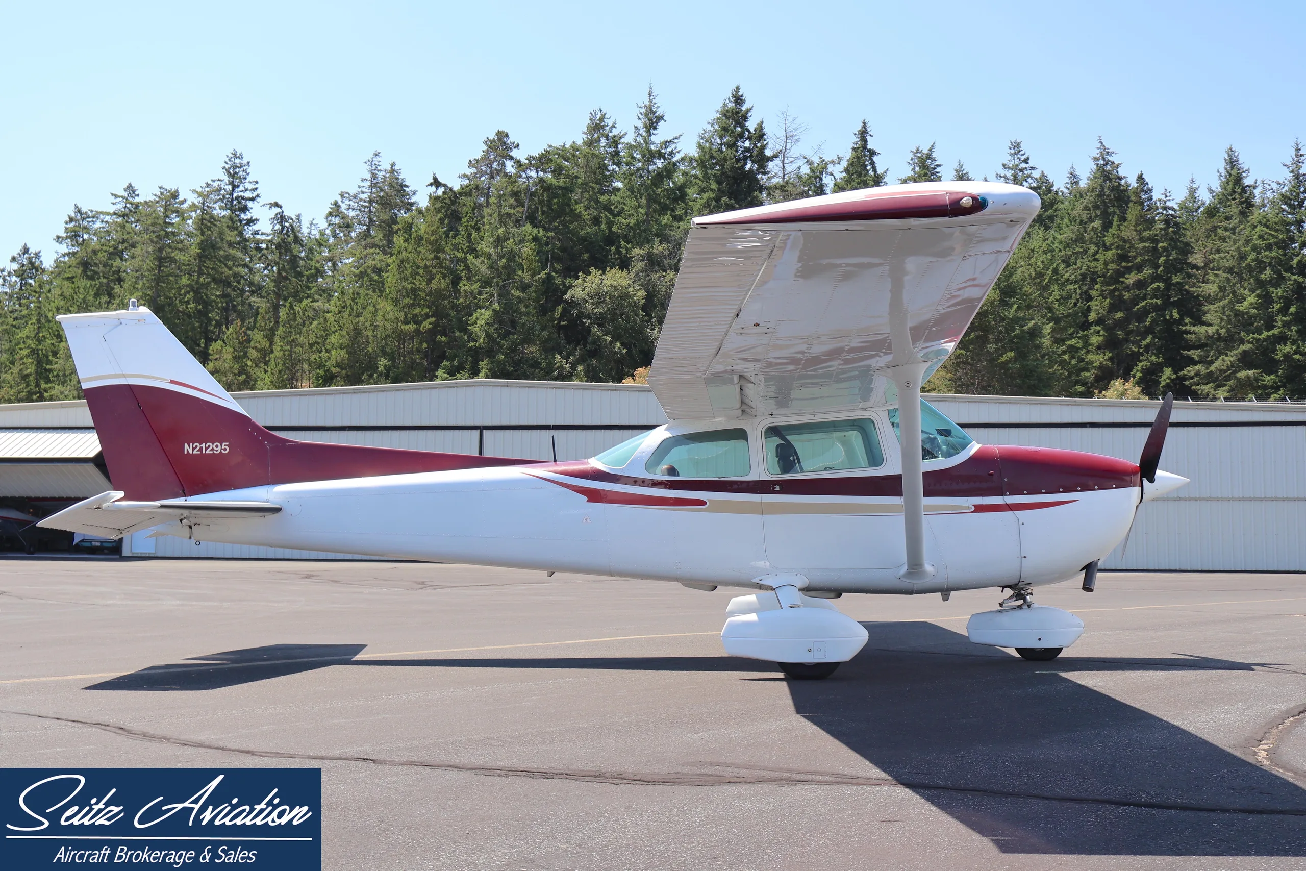 Exterior view of a 1969 Cessna 172M Skyhawk.