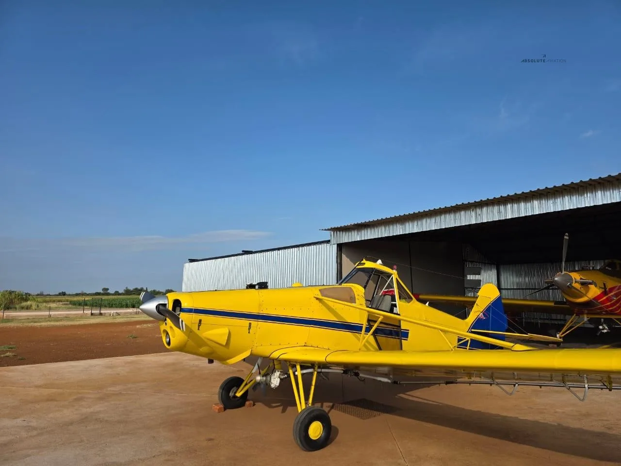Exterior view of a 1976 PIPER PAWNEE.