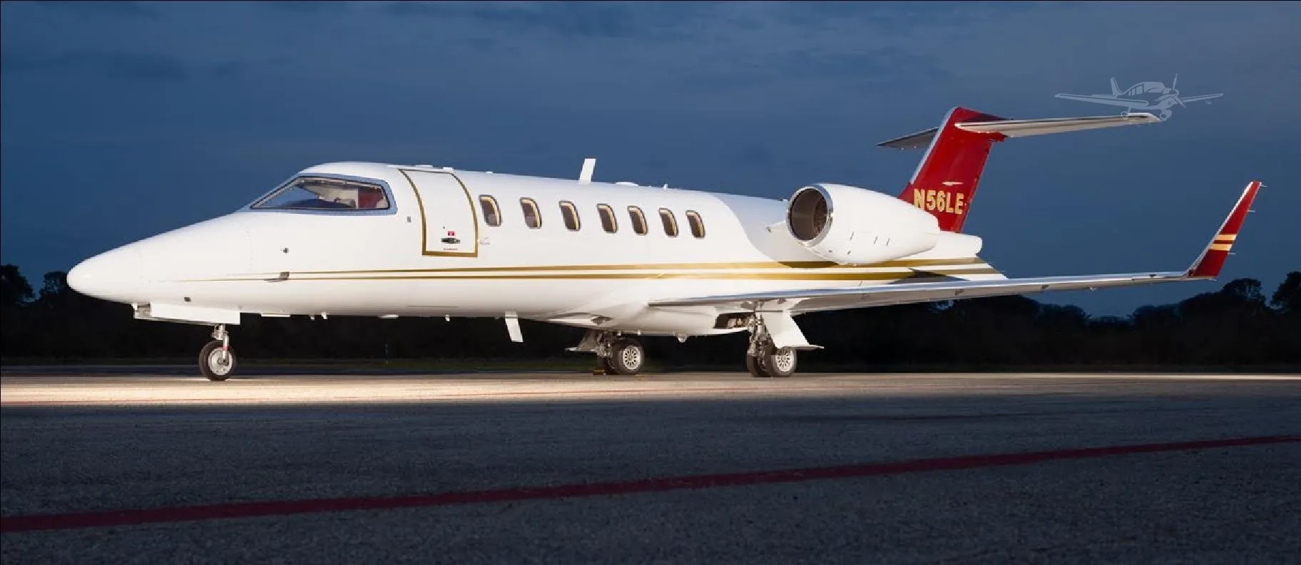 Exterior view of a 2004 LEARJET 45, N56LE.