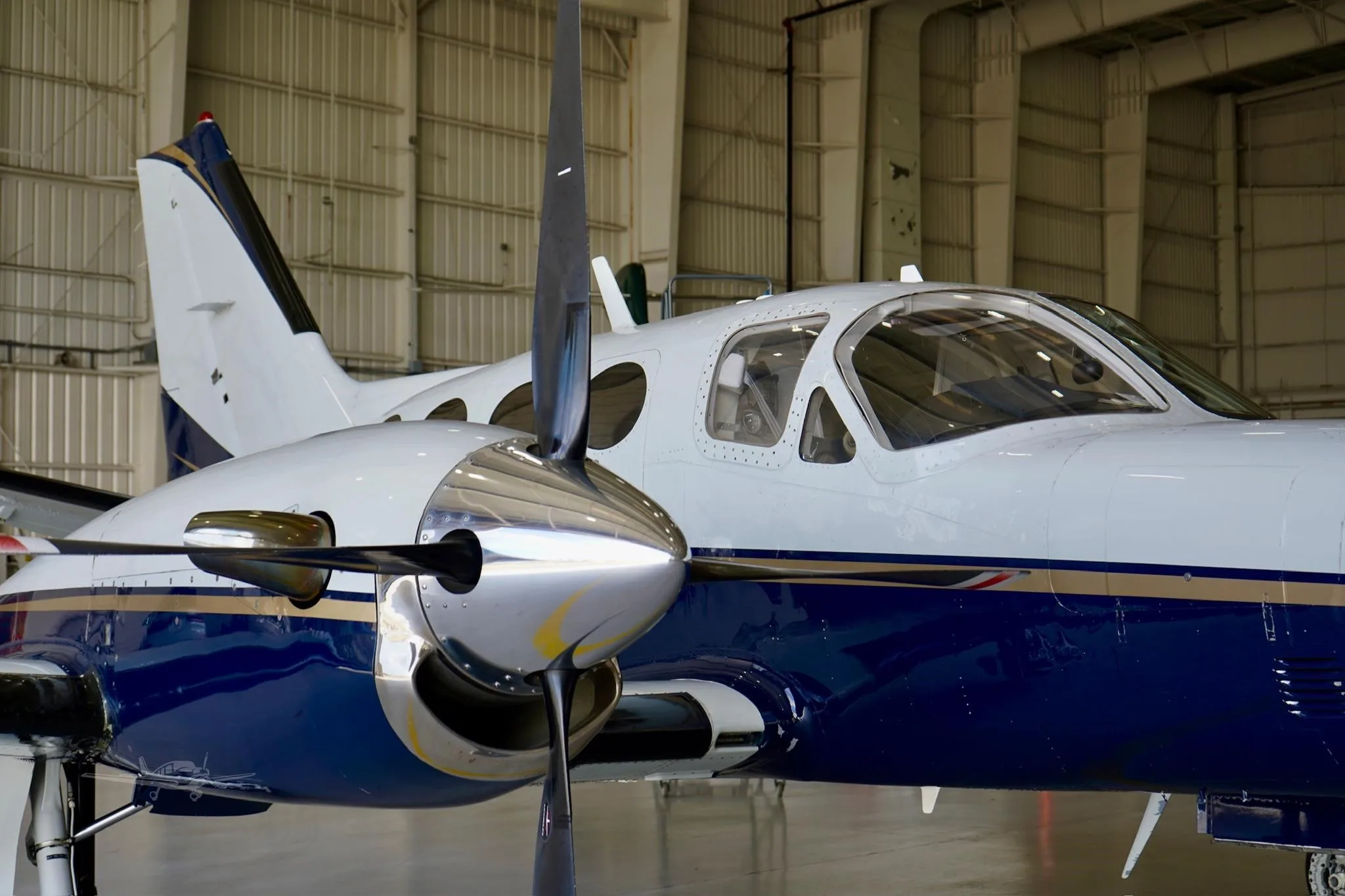 Exterior view of a 1984 CESSNA CONQUEST I, N76SJ.
