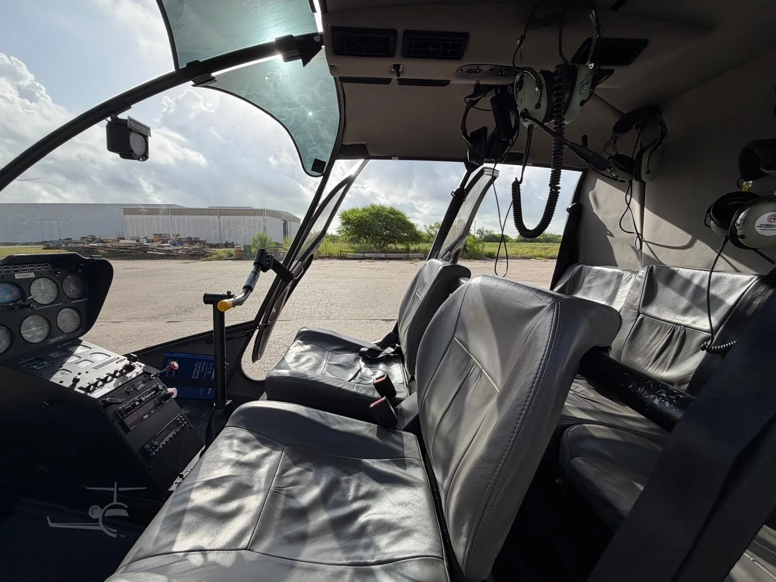 NA - 2012 Robinson R66