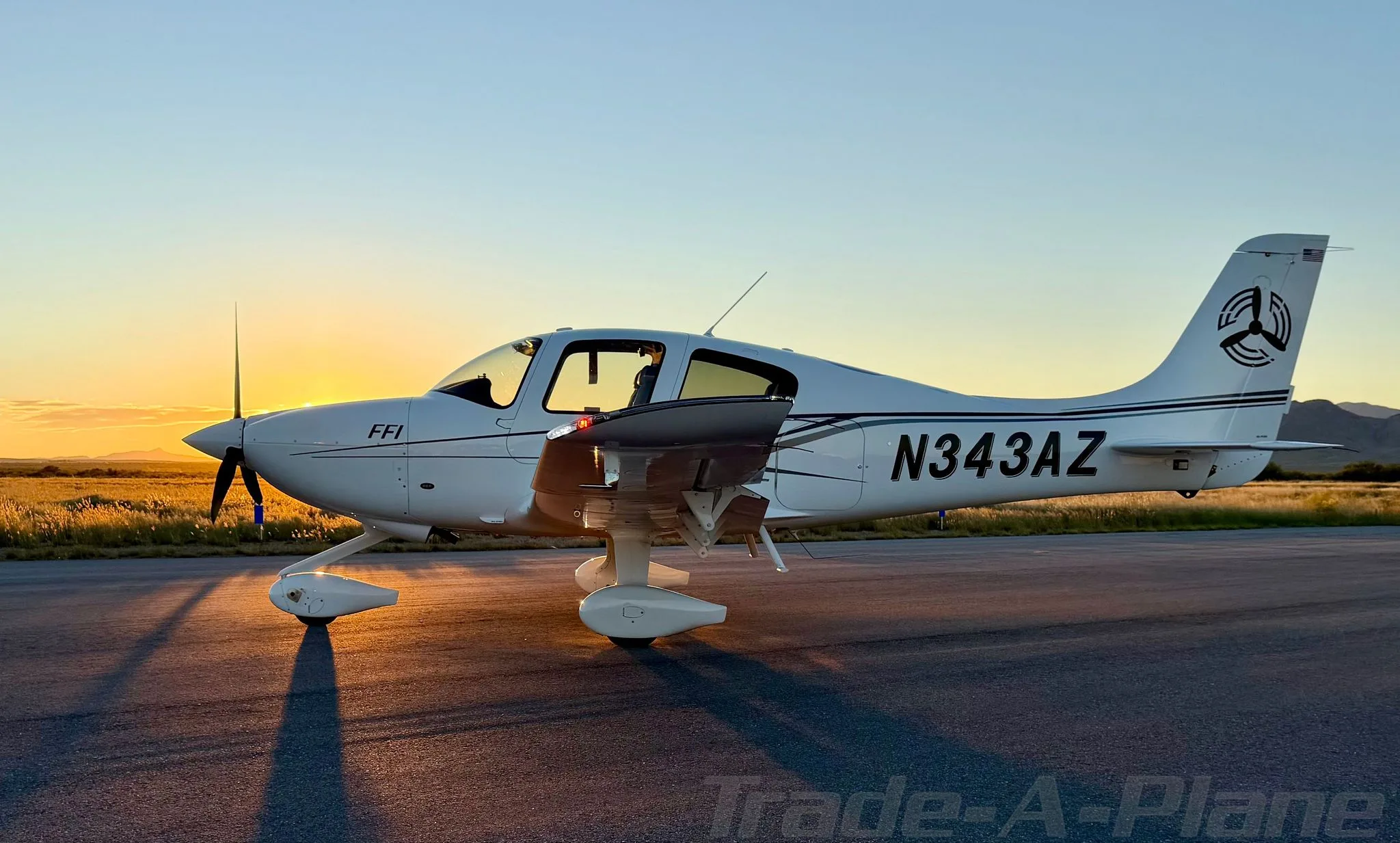 Exterior view of a 2025 CIRRUS SR20-G7, N343AZ.