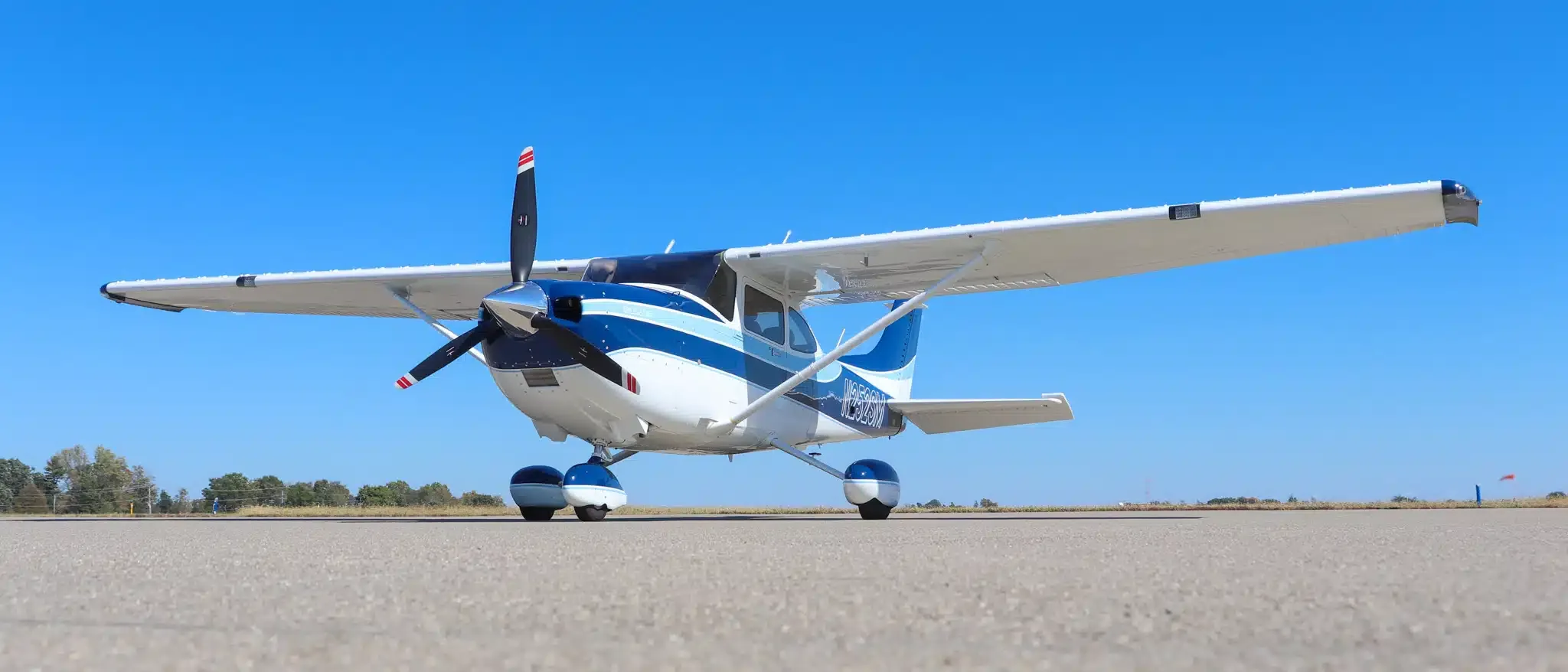 Exterior view of a 2015 Cessna TTx, N90ET.