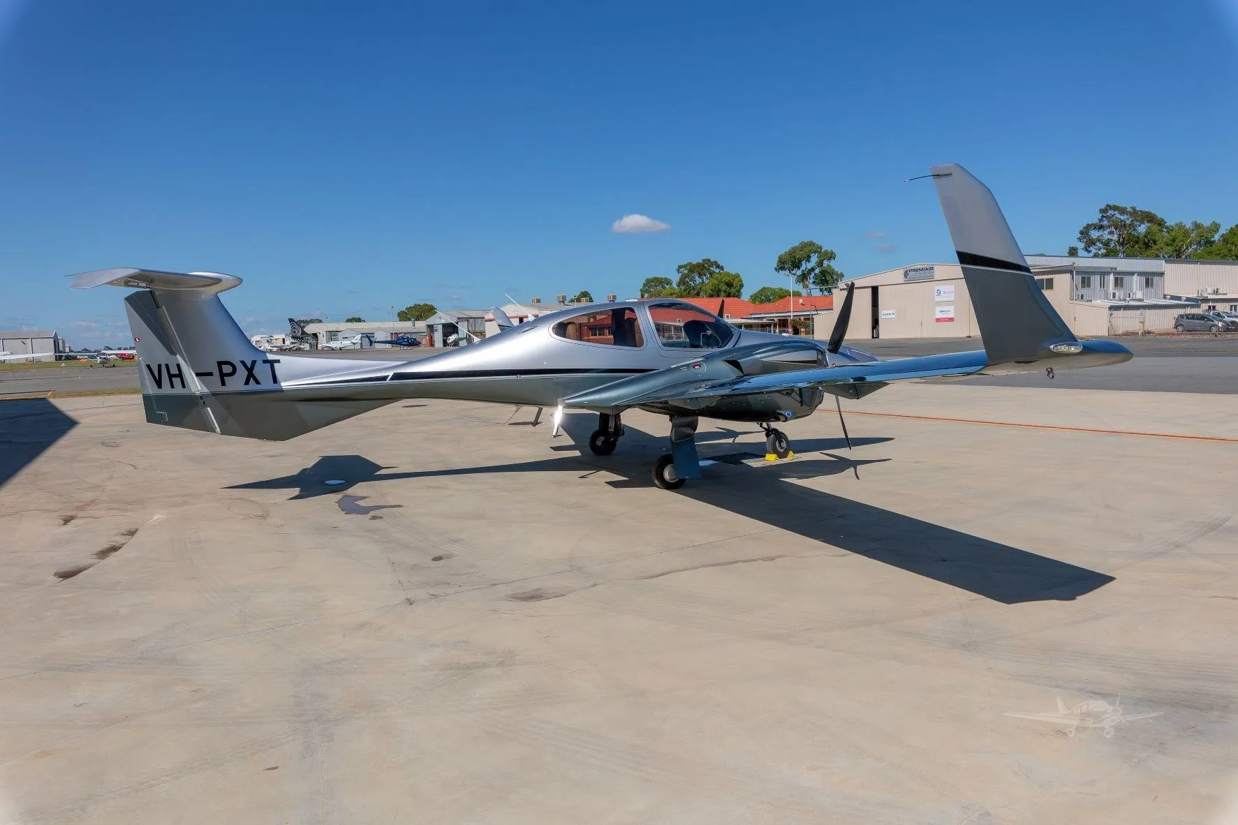2022 Diamond DA42 VI