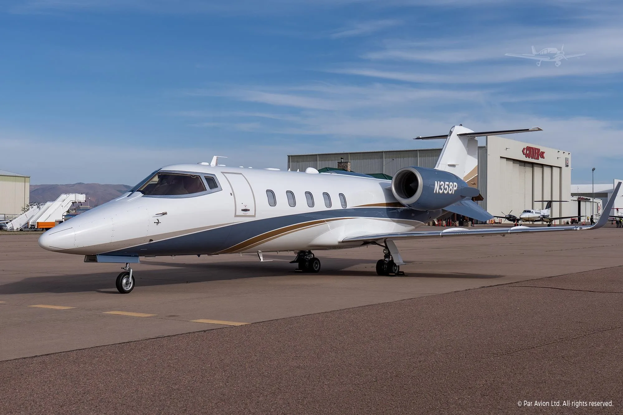 Exterior view of a 2009 LEARJET 60XR, N358P.