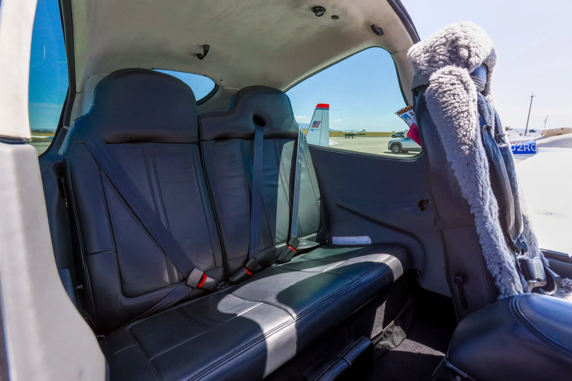 Cabin interior of a 2016 Cirrus SR20-G3.