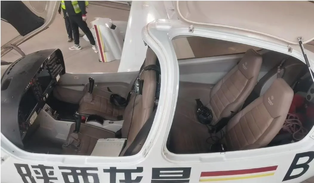 Cockpit and instrument panel of a 2020 DIAMOND DA40 NG.