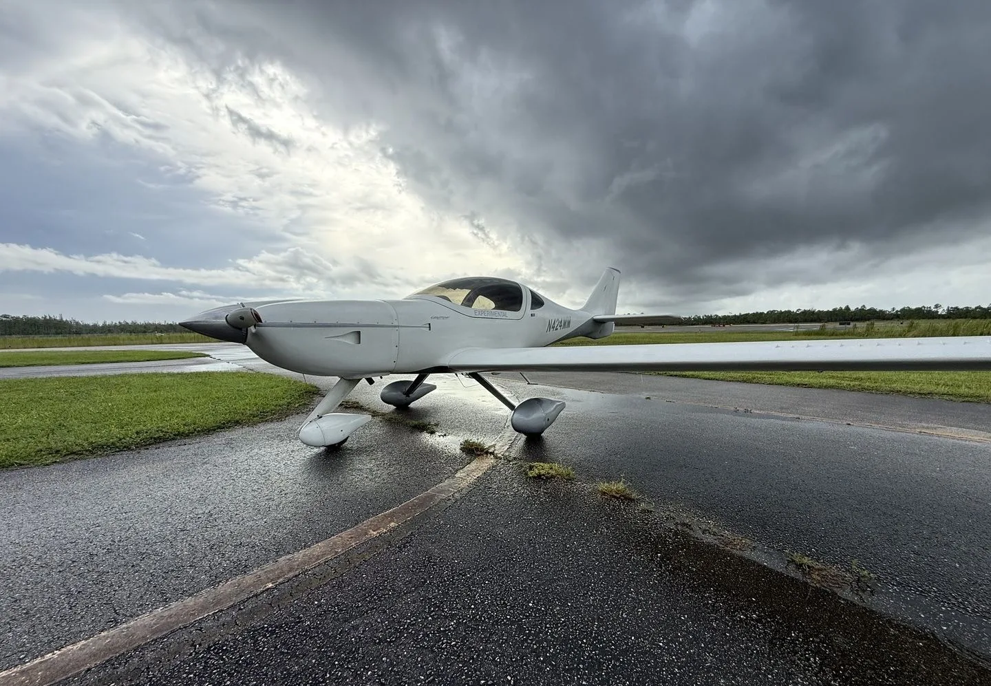 Exterior view of a 2019 Arion Lightning.