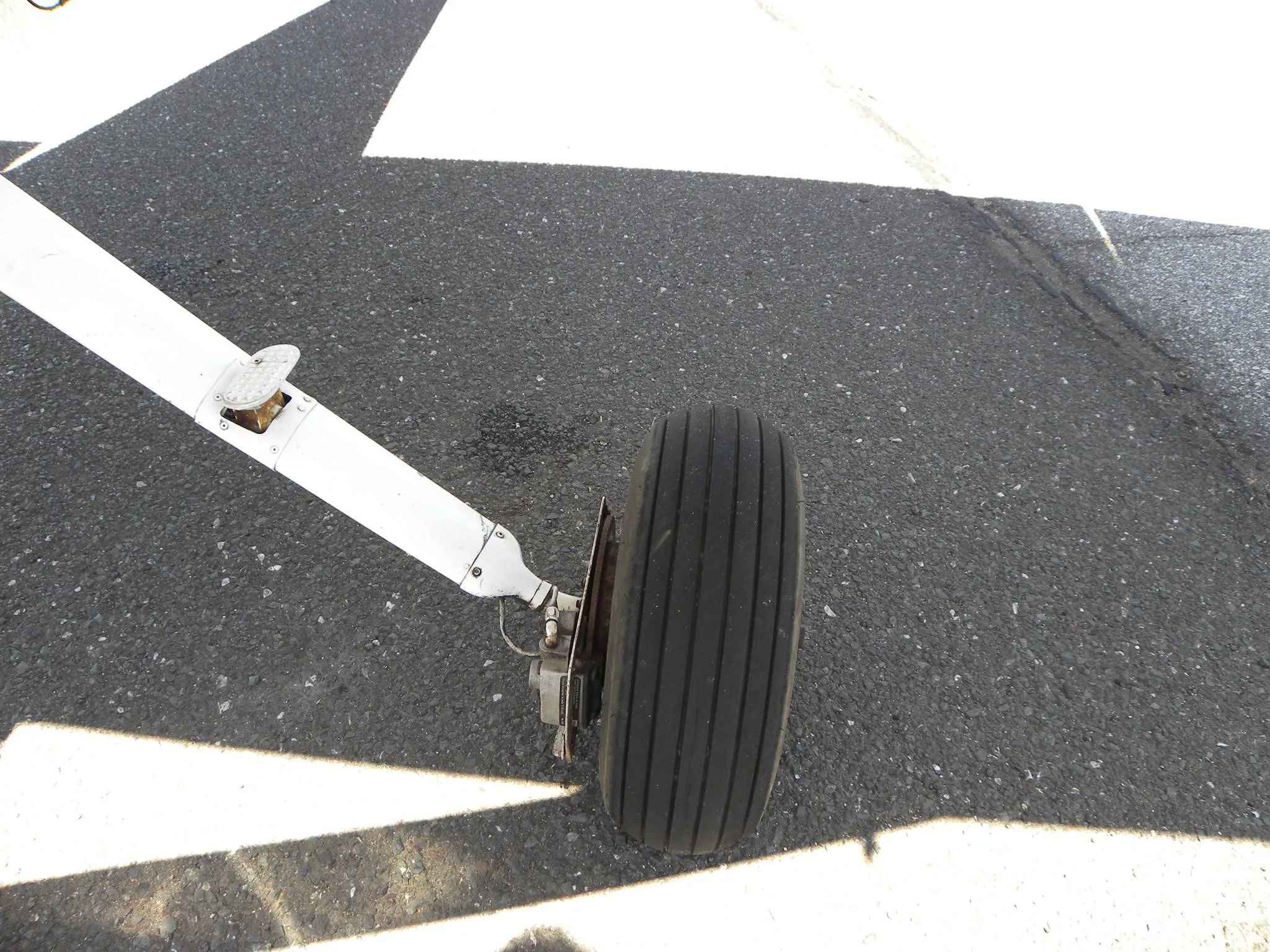 Exterior view of a 1974 CESSNA 150, N11308.