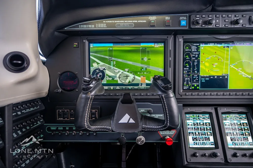 Cockpit and instrument panel of a 2022 Piper M600 SLS.