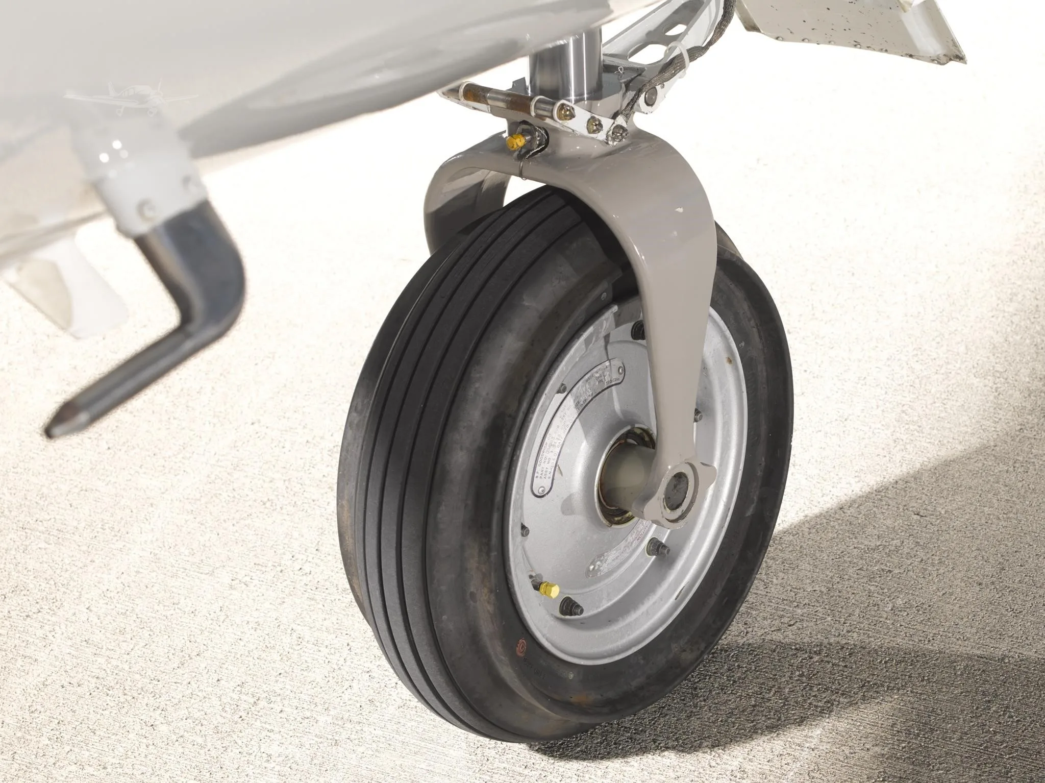 Engine detail of a 1998 CESSNA CITATION V ULTRA.