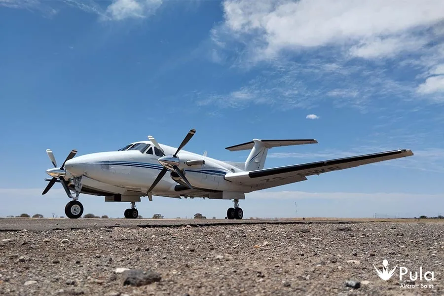 Exterior view of a 1997 Beechcraft King Air B200, ZS-SWR.