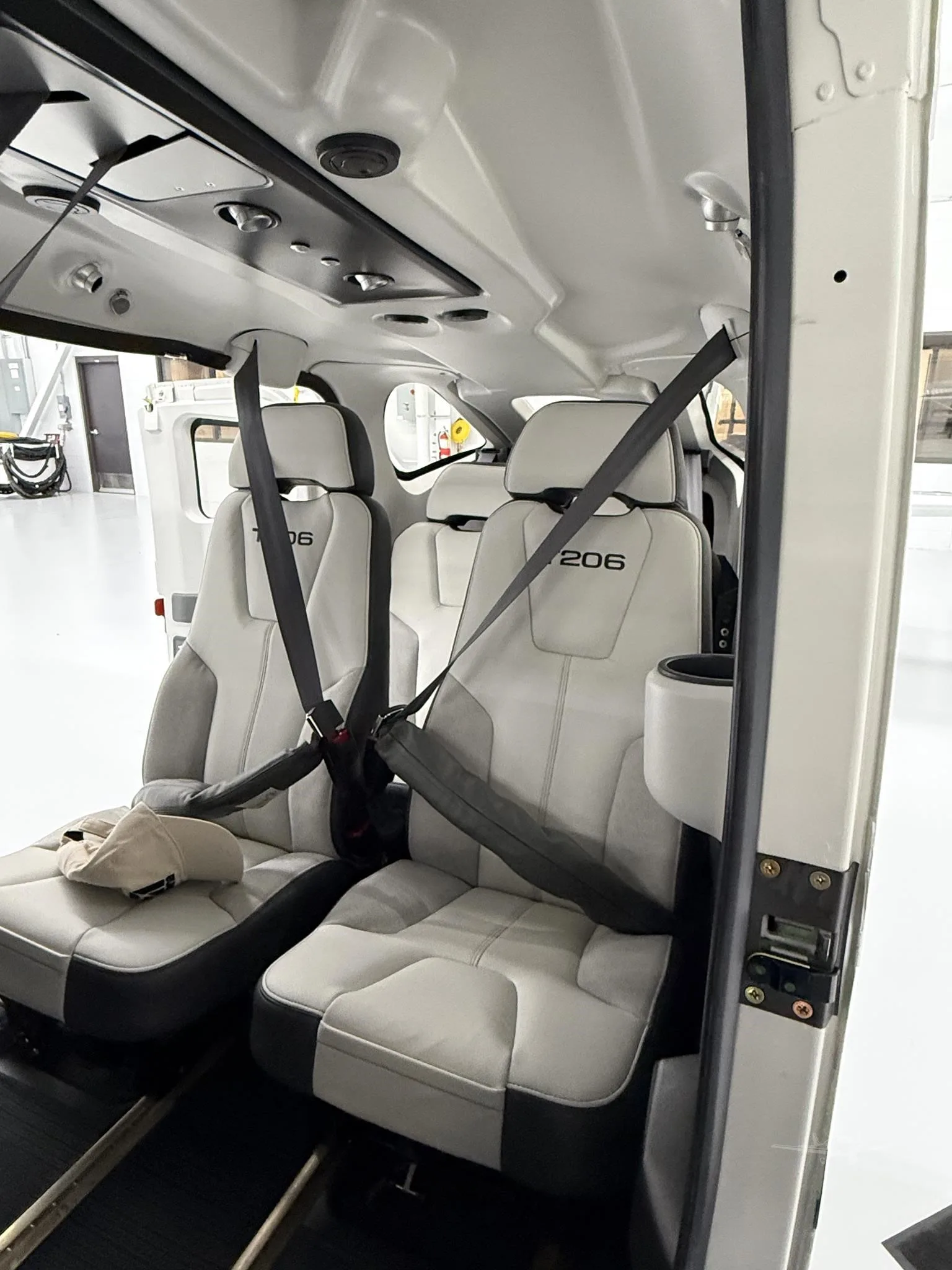 Cabin interior of a 2026 CESSNA TURBO 206H STATIONAIR HD.