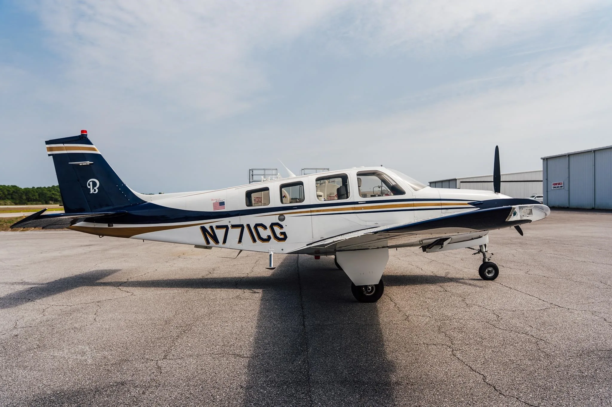 Exterior view of a 2006 BEECHCRAFT G36 BONANZA, N771CG.