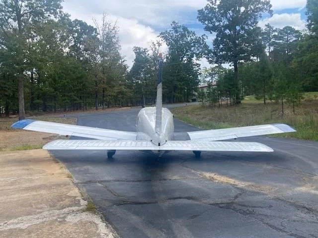 Exterior view of a 1968 PIPER CHEROKEE 6/300, N4167R.