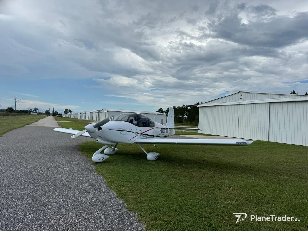 Exterior view of a 2025 Vans RV 10.