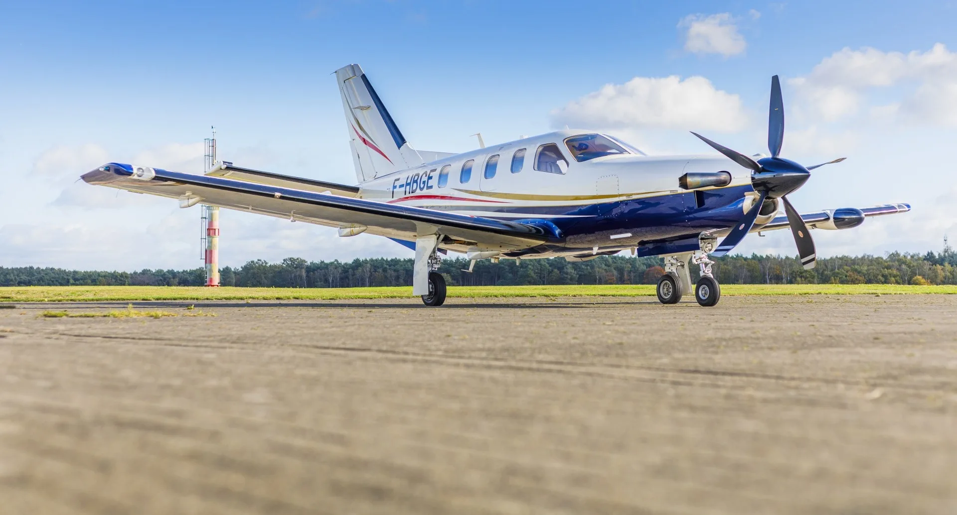 Exterior view of a 2008 Daher.