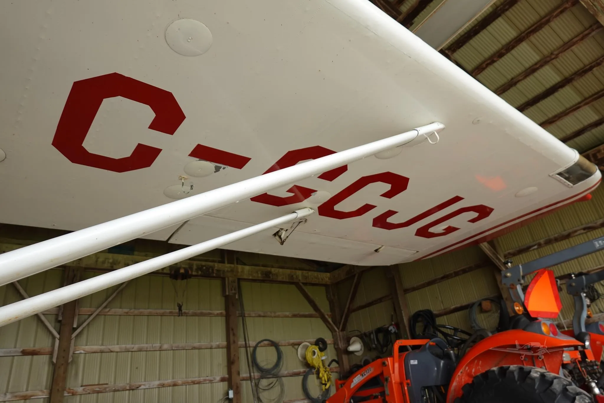 Exterior view of a 1963 PIPER COLT, C-GCJG.