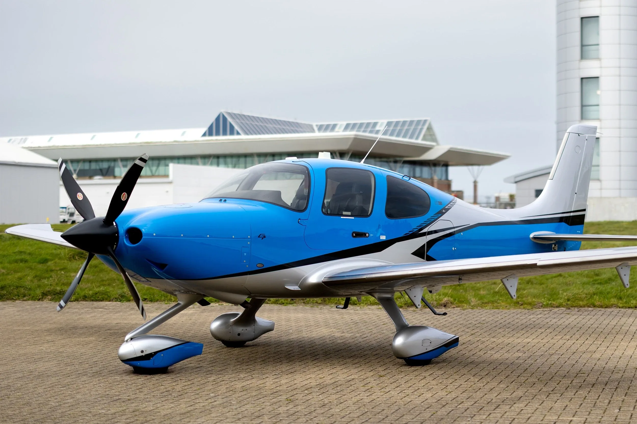 Exterior view of a 2025 Cirrus SR22T G7+.