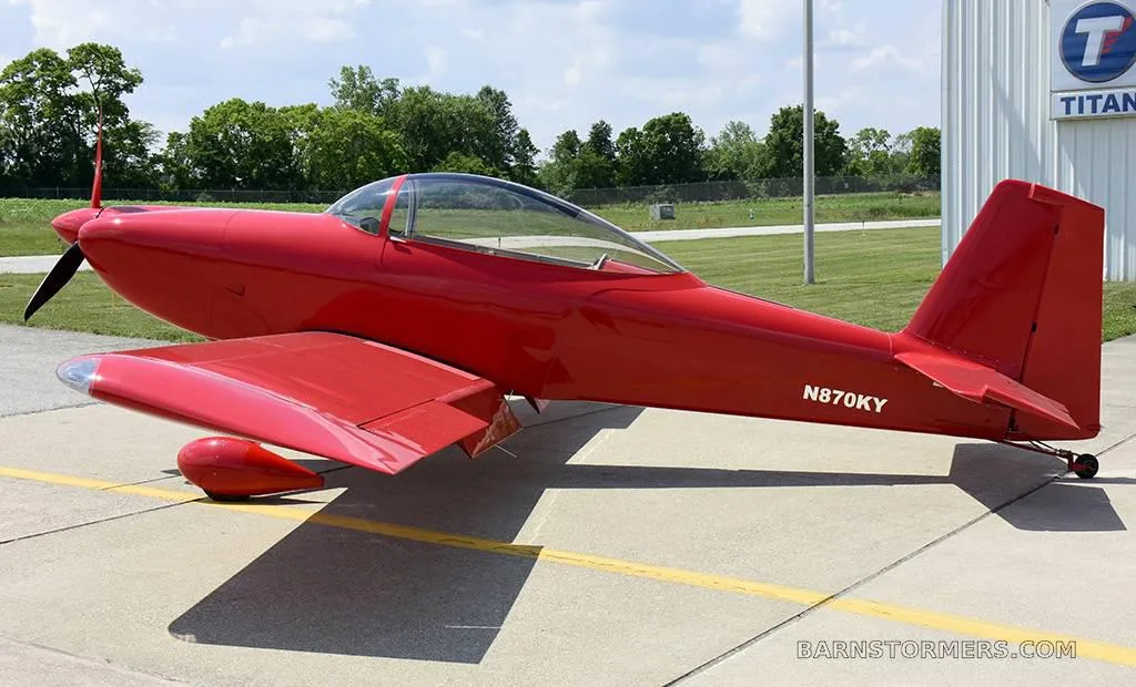 Exterior view of a 2016 Van'S RV-8.