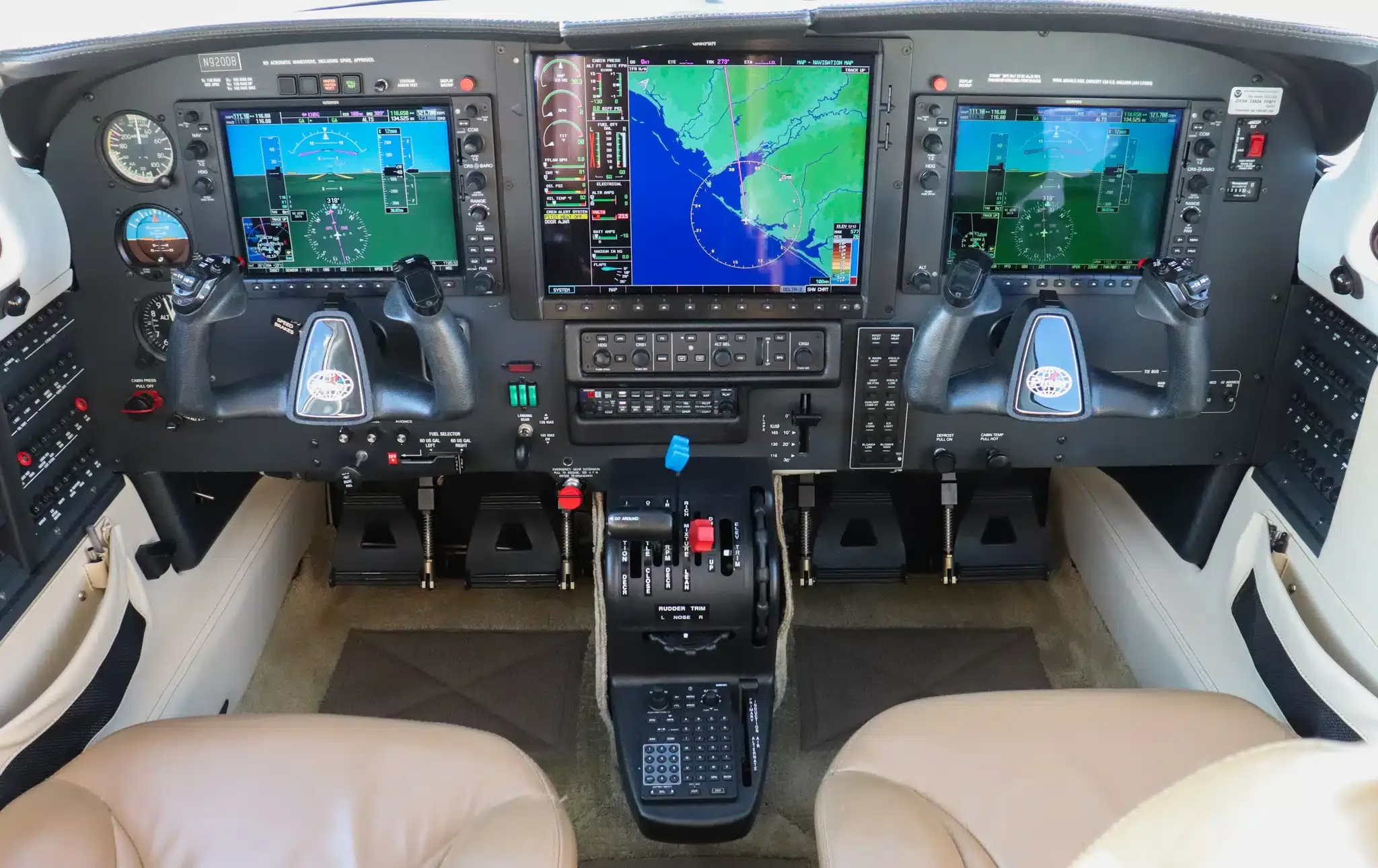 Cockpit and instrument panel of a 2014 Piper Malibu Mirage.