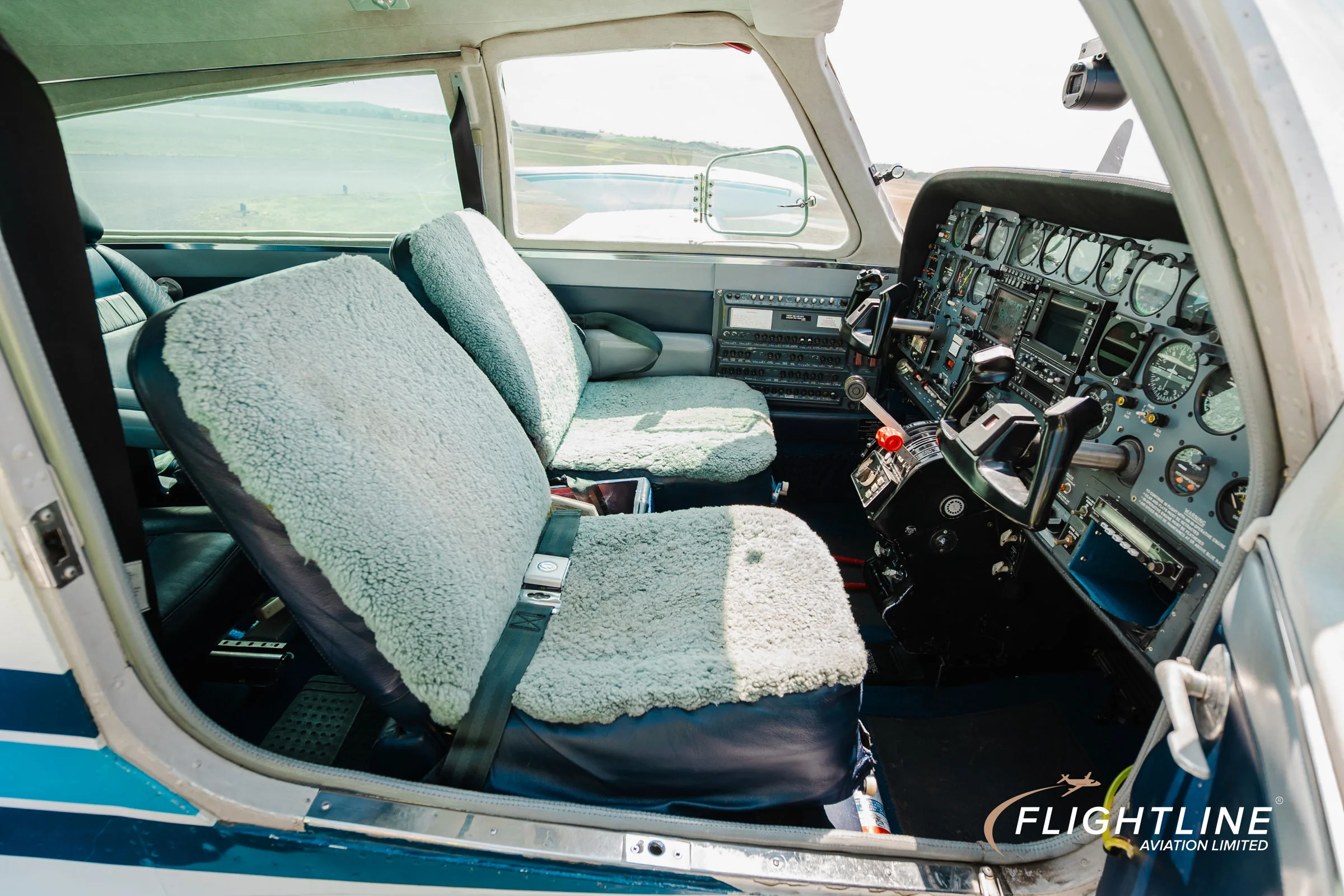 Cockpit and instrument panel of a 1980 Cessna 310R.