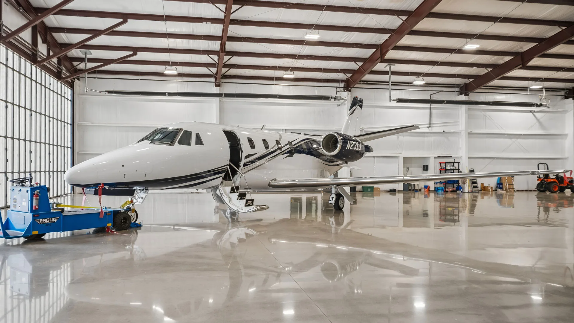 Cabin interior of a 2008 Cessna Citation XLS+.