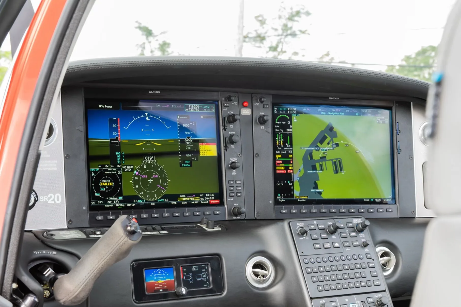 Cockpit and instrument panel of a 2023 Cirrus SR20-G6 Premium.