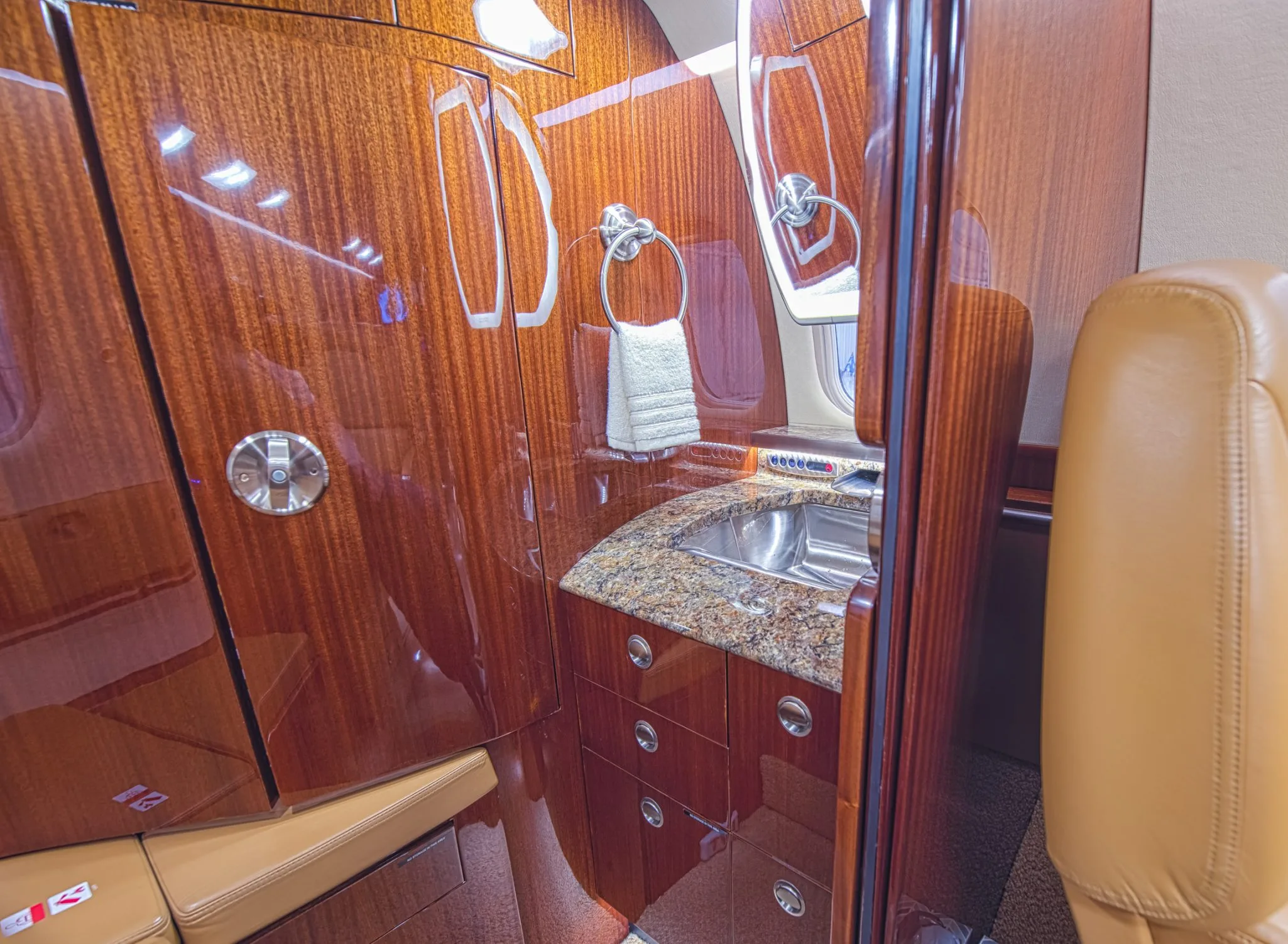 Cabin interior of a 2008 Bombardier Learjet 60XR.