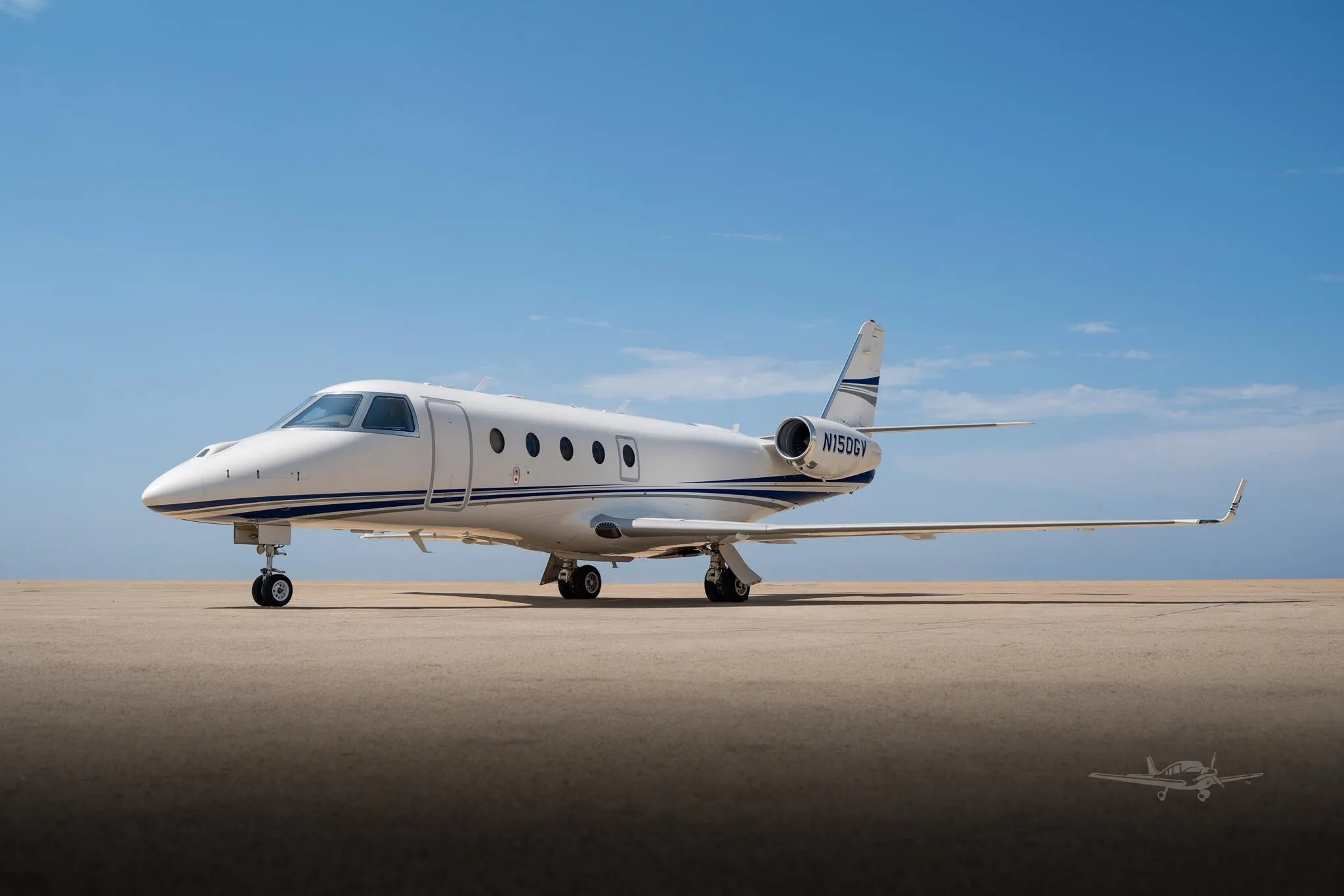 Exterior view of a 2007 GULFSTREAM G150, N150GV.