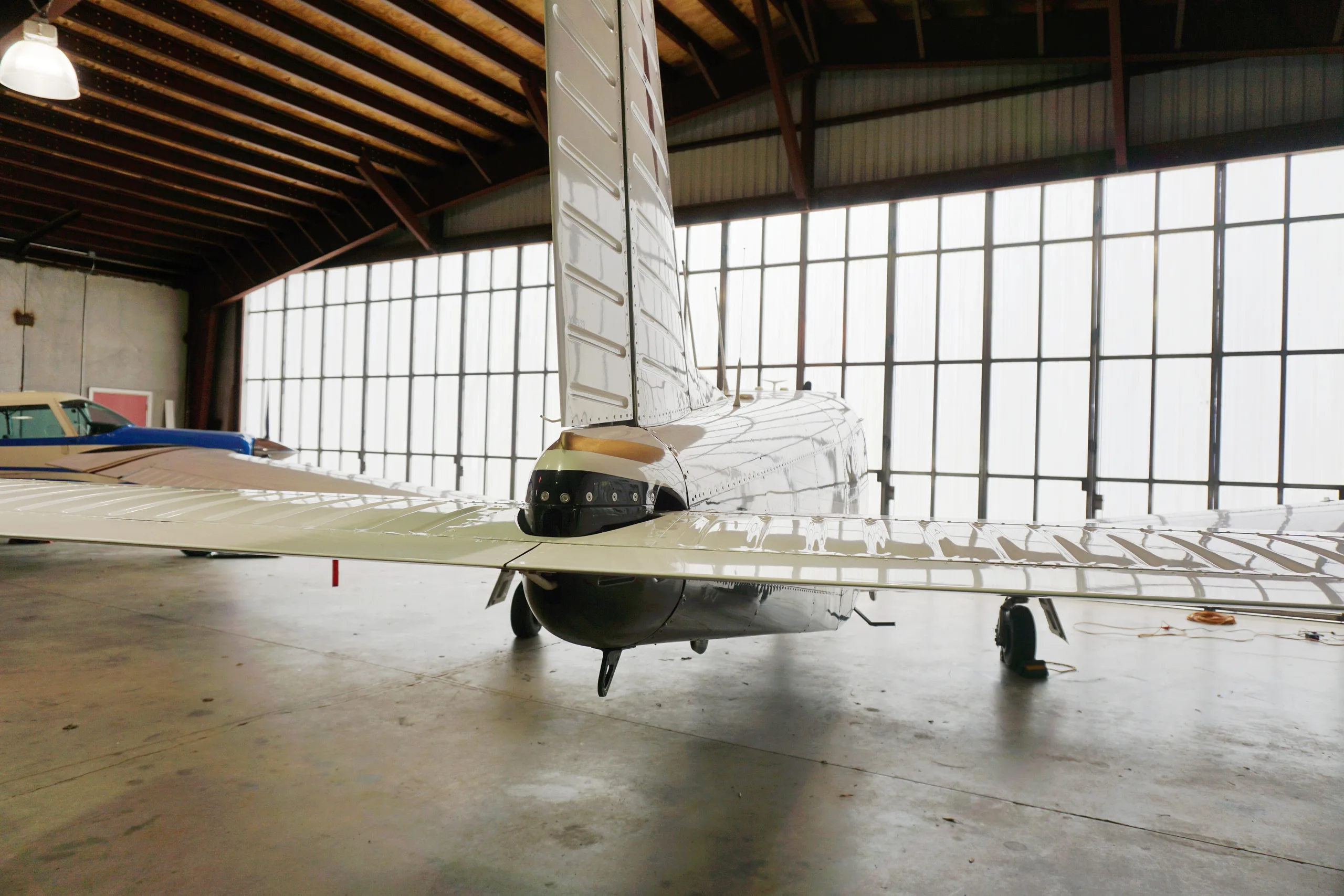 Exterior view of a 1977 Piper PA-32R-300 Lance.